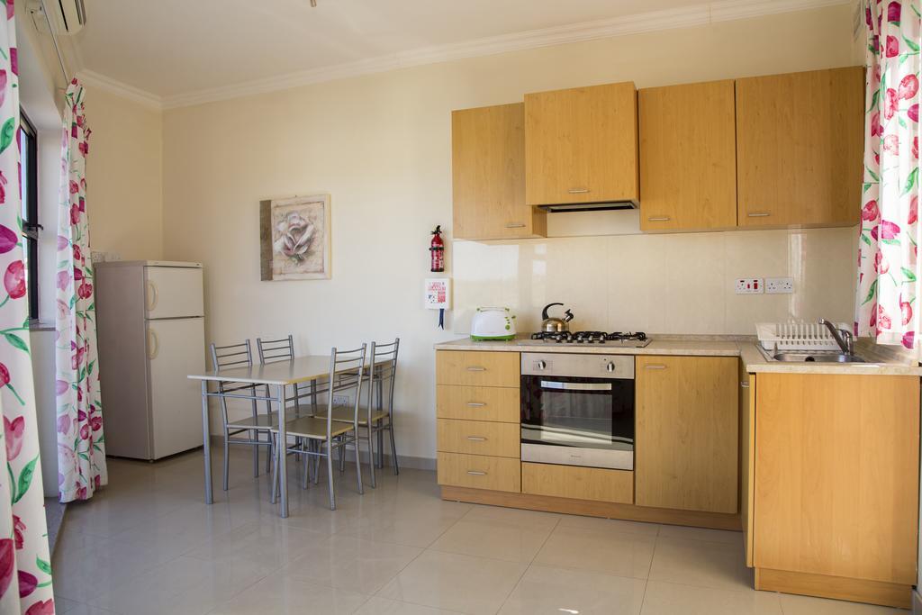 Belmont Court Apartments Qawra Zewnętrze zdjęcie