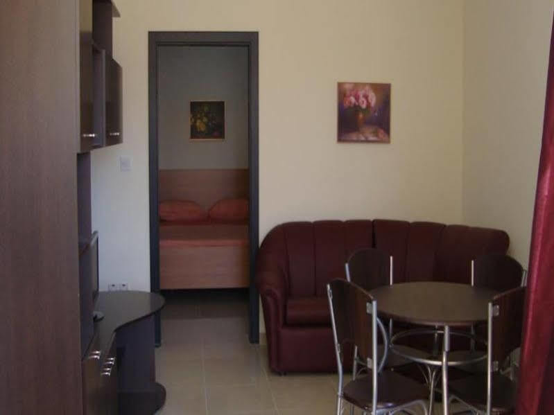 Belmont Court Apartments Qawra Zewnętrze zdjęcie